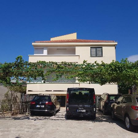 Apartment Lavanda Starigrad Paklenica Exteriör bild
