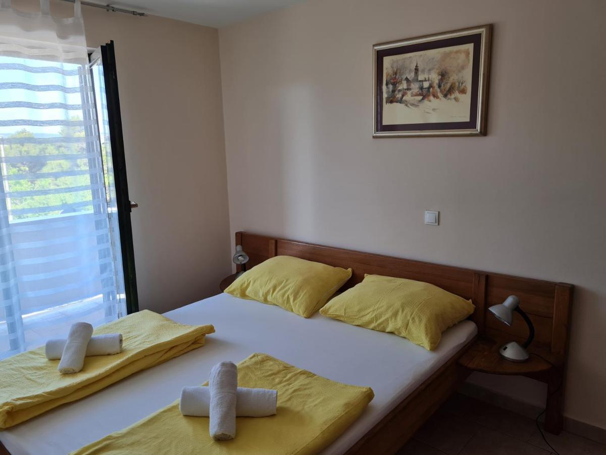 Apartment Lavanda Starigrad Paklenica Exteriör bild