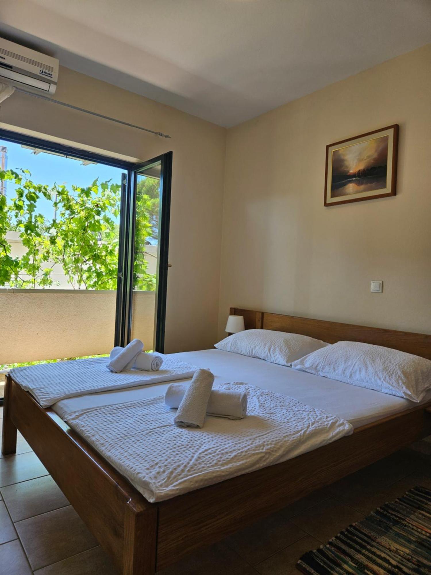 Apartment Lavanda Starigrad Paklenica Exteriör bild