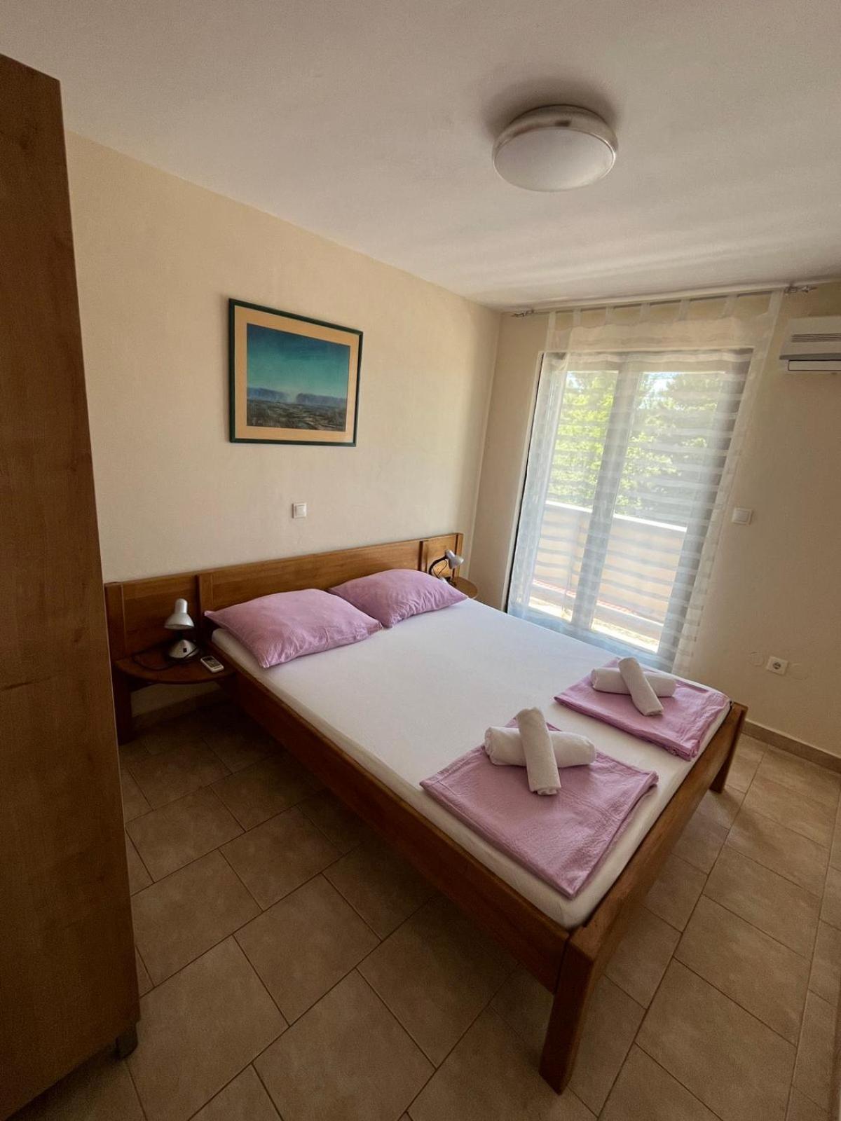 Apartment Lavanda Starigrad Paklenica Exteriör bild